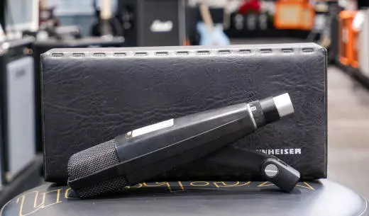 Sennheiser - MD 421 II Cardioid Studio Quality Microphone